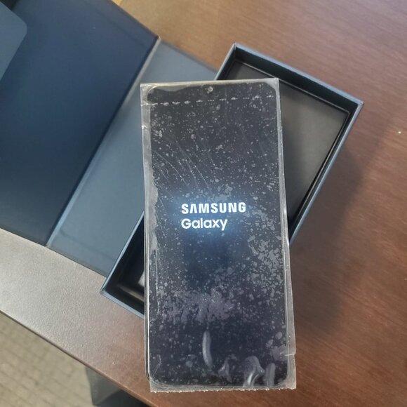 Samsung Galaxy A13 32GB,  Unlocked. In good condition ! - Picture 8 of 8